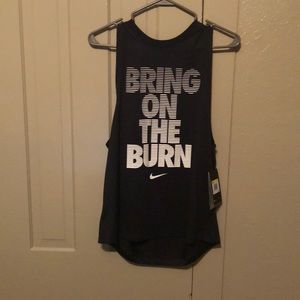 Nike top